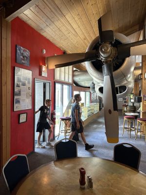 The Airplane Restaurant by null