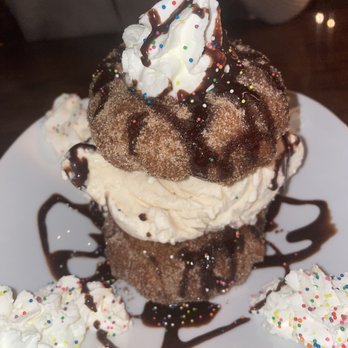 Salsa Verdes - Doughnuts and ice cream - Mexican Near Me - Palos Verdes Estates, California