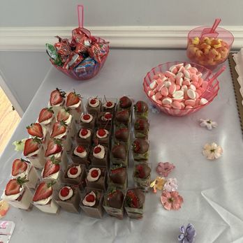 Mel & bees bakery - Caterers Near Me - Springfield, Virginia