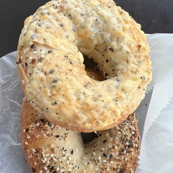 Jeff's Bagel Run - Everything and Asiago everything - Bagels Near Me - Orlando, Florida Jeff's Bagel Run - Everything and Asiago everything - Bagels Near Me - Orlando, Florida