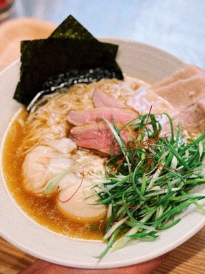 Yakamoz Craft Ramen by null