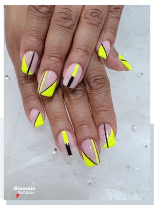 Bloomie Nail Salon by null