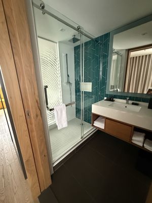 Humaniti Hotel Montreal Autograph Collection by null