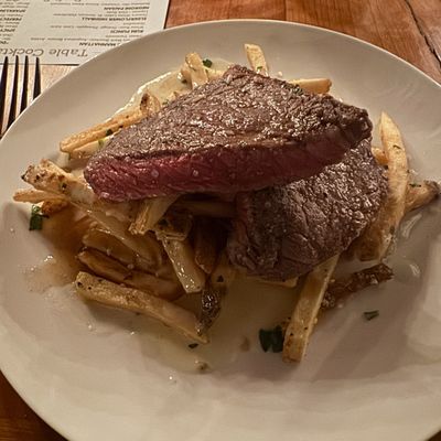 Moro's Table by null