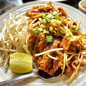 Thian's Thai Fusion - Pad Thai (I don't like peanuts on my Pad Thai, that's why you don't see any.) - Thai Near Me - Ocean Shores, Washington Thian's Thai Fusion - Pad Thai (I don't like peanuts on my Pad Thai, that's why you don't see any.) - Thai Near Me - Ocean Shores, Washington