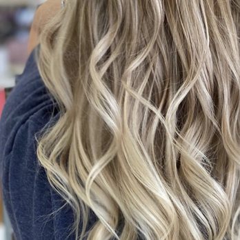 Headstrong Salon - Hair Salons Near Me - Round Rock, Texas