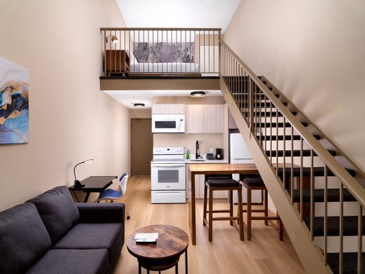 Huntingdon Hotel & Suites by null