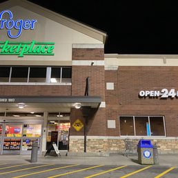 Exterior photo of Kroger - Knoxville, Tennessee Exterior photo of Kroger - Knoxville, Tennessee
