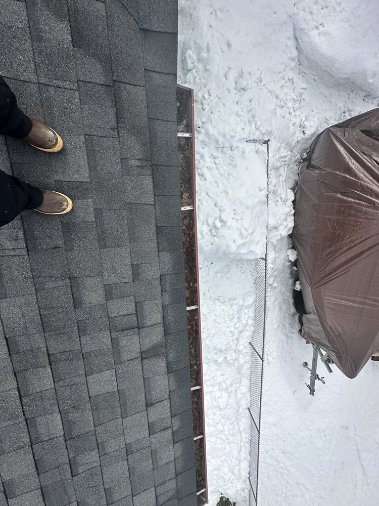 Slide of Arctic Eagle Property Maintenance