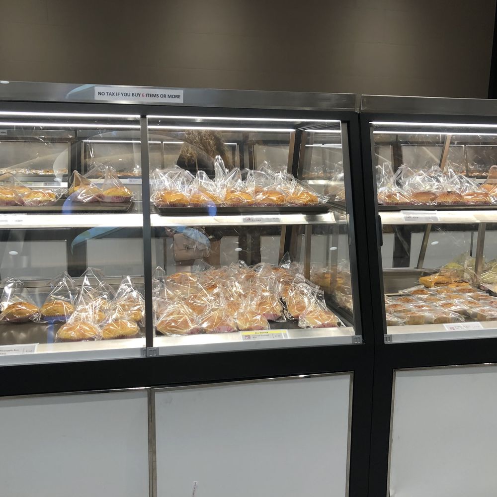 Saint Germain Bakery - Displays where you can choose your pastries - Bakeries Near Me - Toronto, Ontario Saint Germain Bakery - Displays where you can choose your pastries - Bakeries Near Me - Toronto, Ontario