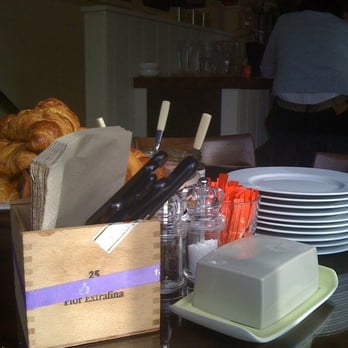 Tomtom Coffee House - Coffee & Tea Near Me - London, XGL Tomtom Coffee House - Coffee & Tea Near Me - London, XGL