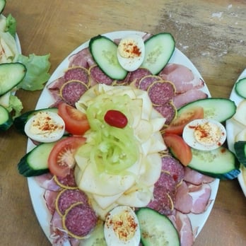 Pizzerie Flamengo - Salad Near Me - Prague, Puerto Rico Pizzerie Flamengo - Salad Near Me - Prague, Puerto Rico