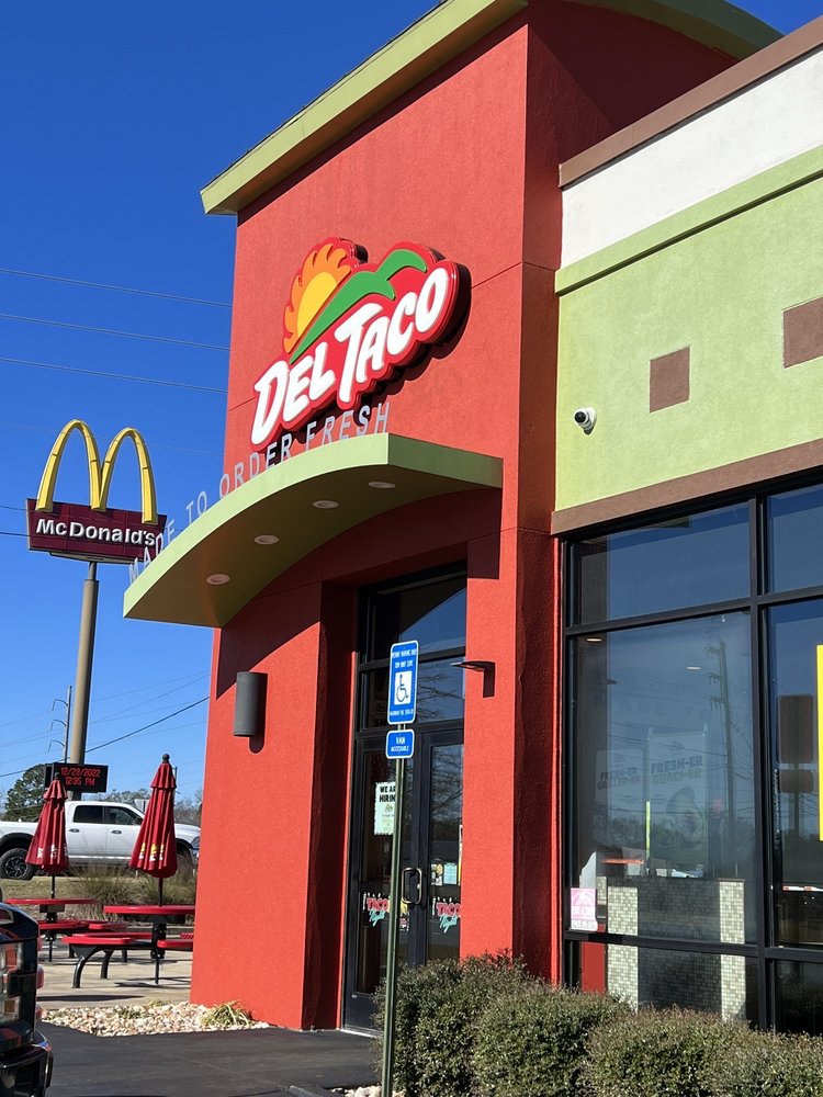 Food from Del Taco