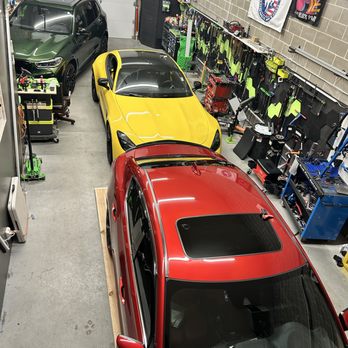 CT Dent Worx - Love a full shop - Body Shops Near Me - Berlin, Connecticut CT Dent Worx - Love a full shop - Body Shops Near Me - Berlin, Connecticut