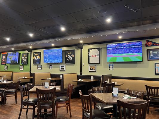 McNamara's Pub and Restaurant by null