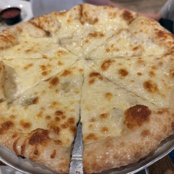Russo’s New York Pizzeria - medium Cheese pizza - Pizza Near Me - Broken Arrow, Oklahoma Russo’s New York Pizzeria - medium Cheese pizza - Pizza Near Me - Broken Arrow, Oklahoma