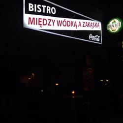 Między Wódką a Zakąską