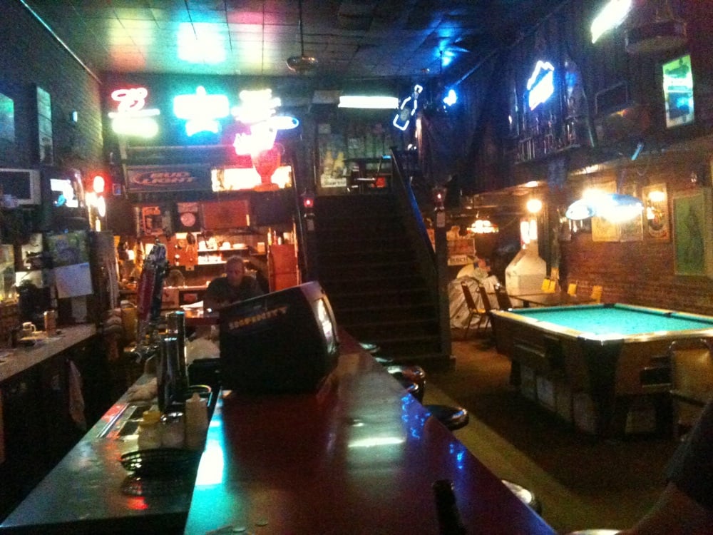 LAMP POST TAVERN Updated June 2024 408 W Sprague Ave, Spokane