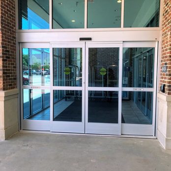 Hyatt House Augusta - Front/Side Entrance - Hotels Near Me - Augusta, Georgia Hyatt House Augusta - Front/Side Entrance - Hotels Near Me - Augusta, Georgia
