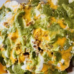 Tacos Los Guero - Al pastor nachos--solid!