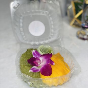 Nok’s Kitchen - Pandan mango sticky rice - Laotian Near Me - Westminster, California Nok’s Kitchen - Pandan mango sticky rice - Laotian Near Me - Westminster, California
