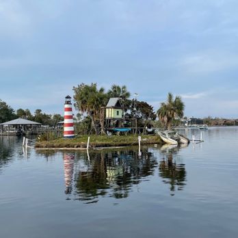 Florida Cracker Riverside Resort - Monkey island - Resorts Near Me - Homosassa, Florida Florida Cracker Riverside Resort - Monkey island - Resorts Near Me - Homosassa, Florida