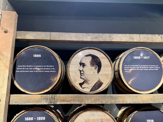 Green River Distilling Co. by null