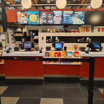 AMC Mercado 20 - Cinema Near Me - Santa Clara, California