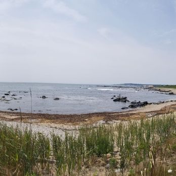 Whale Rock Trail - Hiking Near Me - Narragansett, Rhode Island Whale Rock Trail - Hiking Near Me - Narragansett, Rhode Island