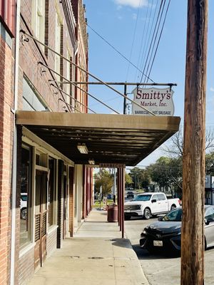 Smitty's Market by null