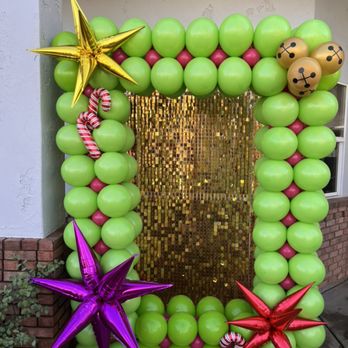 Elevate Party Co - Balloon Frame and Gold Shimmer Wall Combo. - Balloon Services Near Me