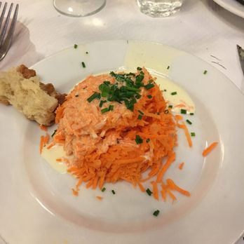 Bouillon Chartier - Shaved carrots with vinaigrette - French Near Me - Paris, 75 Bouillon Chartier - Shaved carrots with vinaigrette - French Near Me - Paris, 75