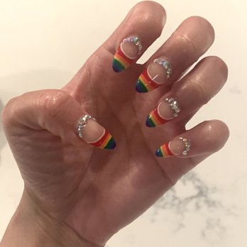 Lee Nails - Nail Salons Near Me - Chicago, Illinois