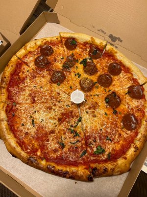 Pinky Ring Pizza by null