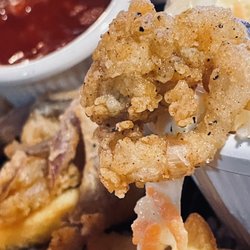 Big belly clam.  Fried perfectly.  We could very well be out on Orr's Island, ME.  Delish!!