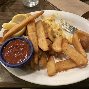 Cracker Barrel - Southern Near Me - Victorville, California