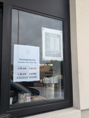 The Coffee Bean & Tea Leaf by null