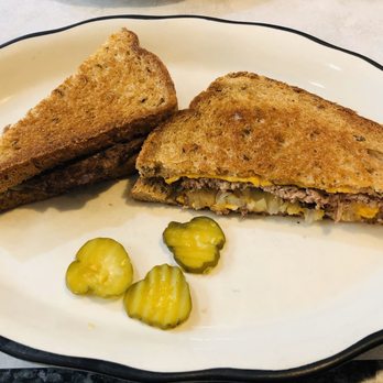 Yellow Basket of Menifee - Patty melt TO SMALL - American Near Me - Menifee, California Yellow Basket of Menifee - Patty melt TO SMALL - American Near Me - Menifee, California