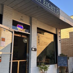 Exterior photo of Ramen Eight - Parksville, British Columbia Exterior photo of Ramen Eight - Parksville, British Columbia