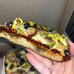 Fonzarelli's Pizza