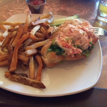 Cala’s - Nice lobster roll - New American Near Me - Manchester, Massachusetts Cala’s - Nice lobster roll - New American Near Me - Manchester, Massachusetts