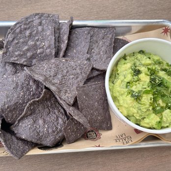 Velvet Taco - Guacamole & Blue Corn Chips. 06.27.2024. - New American Near Me - Dunwoody, Georgia Velvet Taco - Guacamole & Blue Corn Chips. 06.27.2024. - New American Near Me - Dunwoody, Georgia