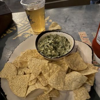 Landshark Bar & Grill - Spinach and Artichoke dip - Bars Near Me - Osage Beach, Missouri