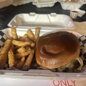 Aloha Smash Burger - Waikiki - Burgers Near Me - Honolulu, Hawaii