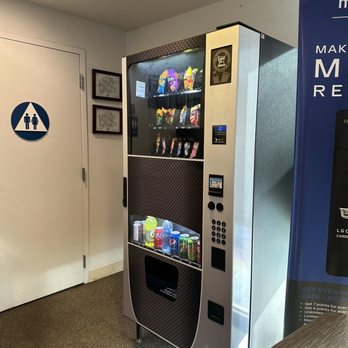 Alfred Matthews GMC Cadillac - Vending machine in waiting room - Car Dealers Near Me - Modesto, California