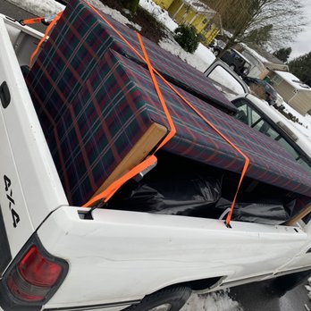 Affordable Contracting - Futon Removal, Furniture Removal, Mattress Removal - Junk Removal & Hauling Near Me - Mountlake Terrace, Washington