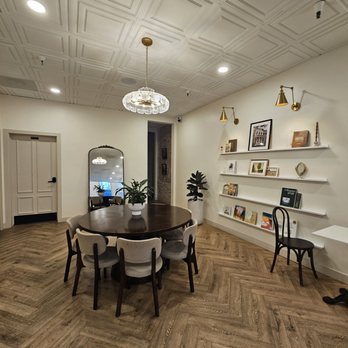 Crème Coffee - Inside - Coffee & Tea Near Me - Sacramento, California Crème Coffee - Inside - Coffee & Tea Near Me - Sacramento, California