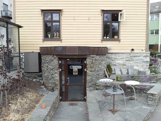 Tre Brør Kaffi & Vin by null