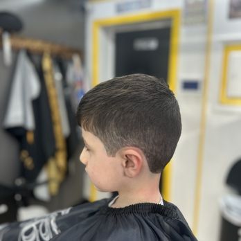 Classic Cut Barbershop - Barbers Near Me - Nashville, Tennessee Classic Cut Barbershop - Barbers Near Me - Nashville, Tennessee