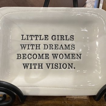 FLEUR DE LYS COSTA MESA visual data 2